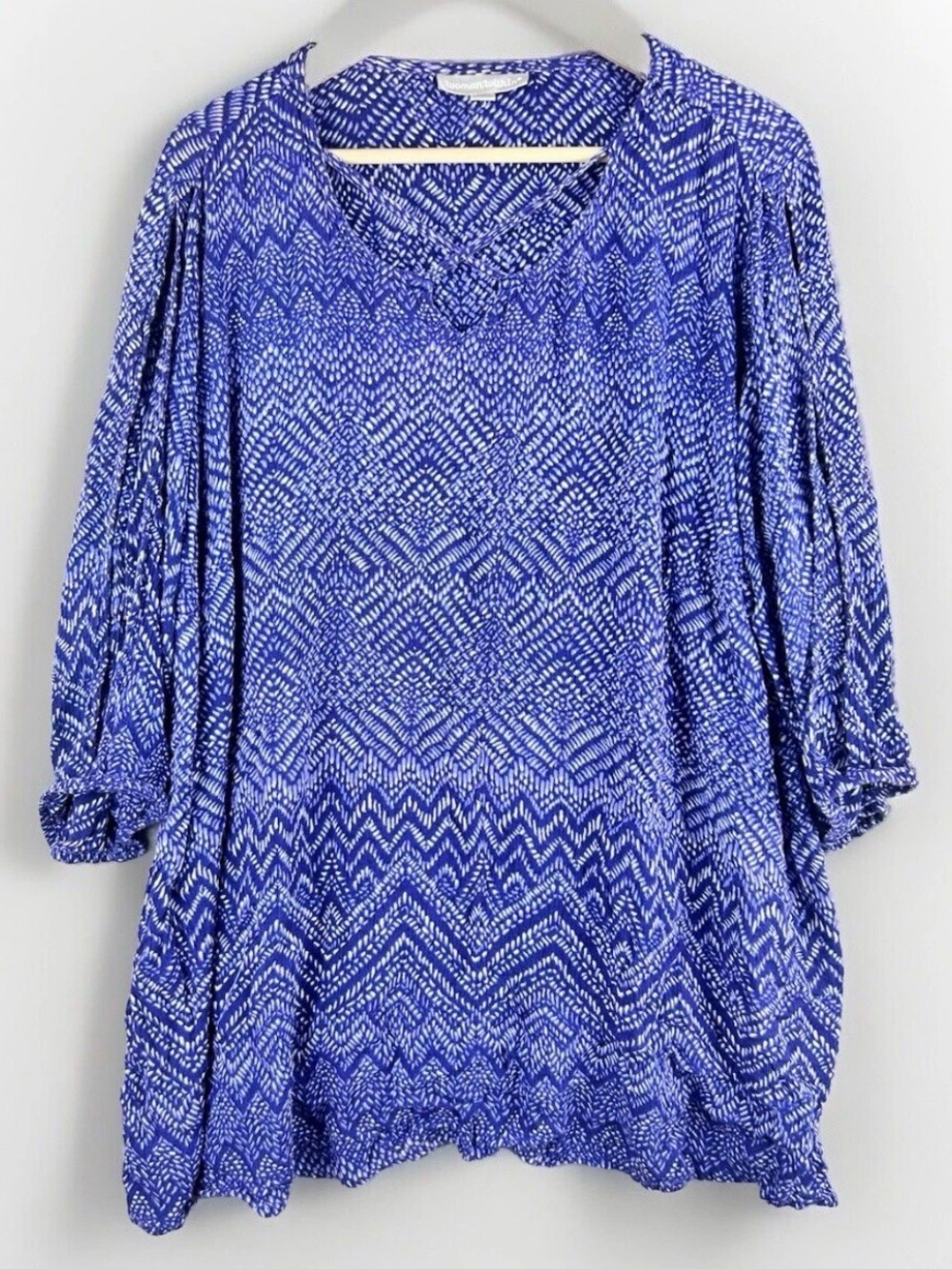 Woman Within Top Size Large 18/20 Blue White 3/4 Split Sleeve Cross Front